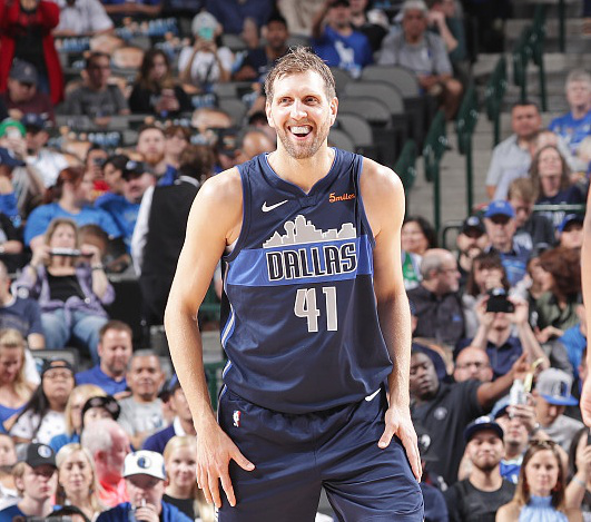 关于尤文图斯训练开放日，冲刺阶段官宣签约引欢呼，葡超在即，年轻球员得到机会的信息-kaiyun sports